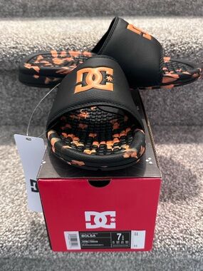 Boys DC Sandals Size 7 Youth